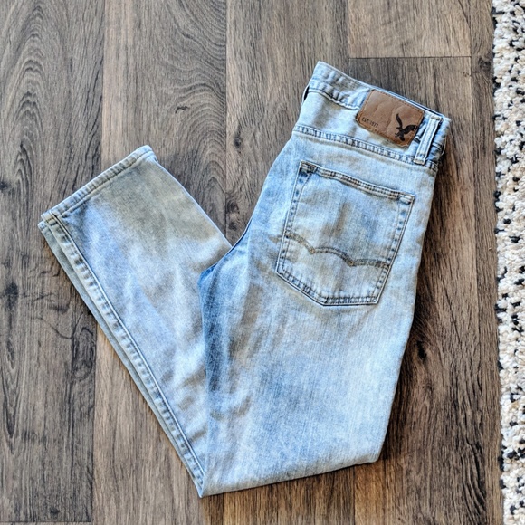 american eagle jeans pocket design
